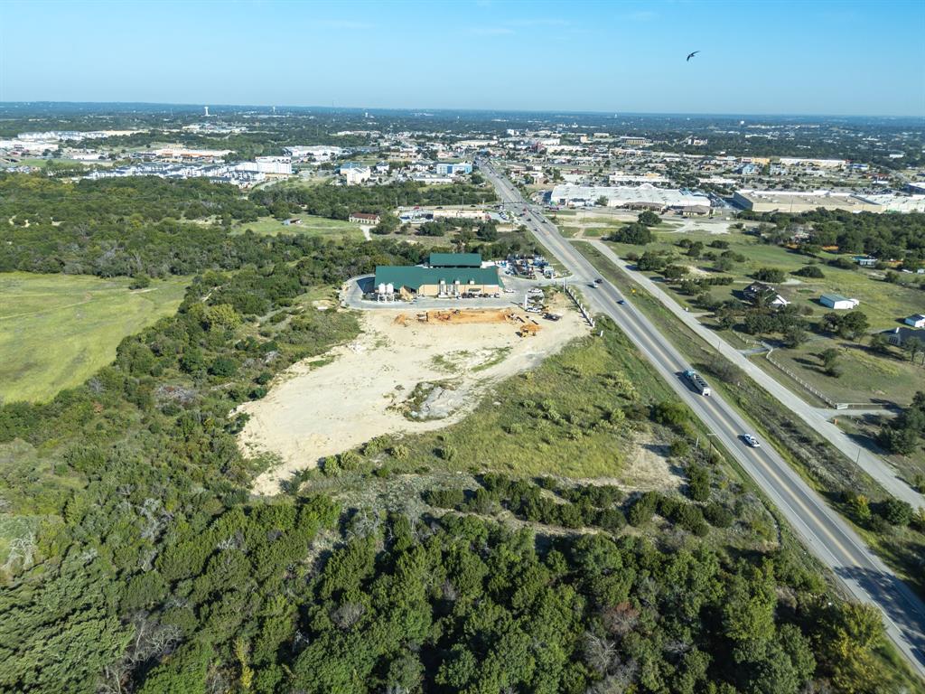 14+ Cleburne Highway Property Photo 14