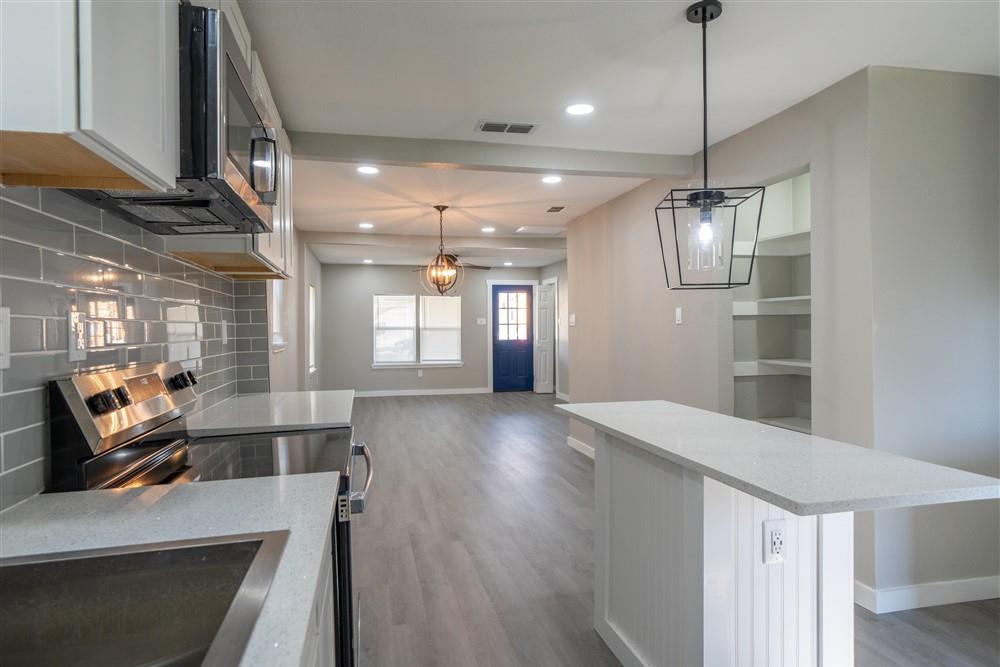 805 W Boyce Avenue Property Photo 8