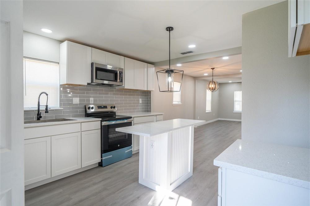 805 W Boyce Avenue Property Photo 9