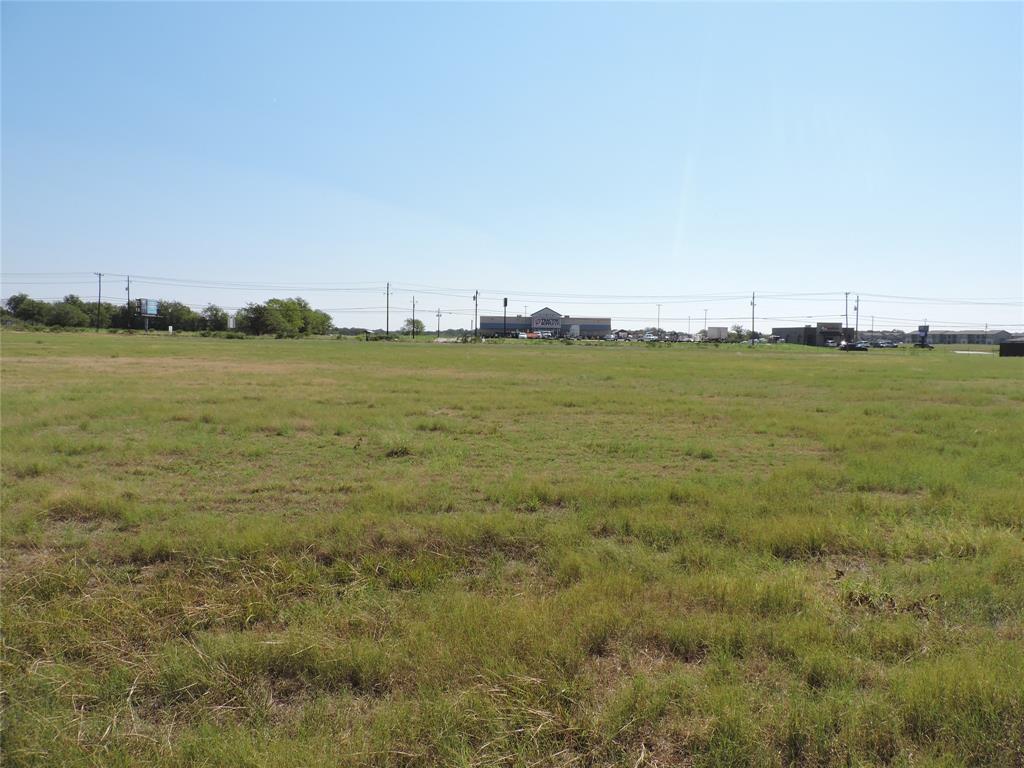 04 S Hwy 198 Property Photo 3