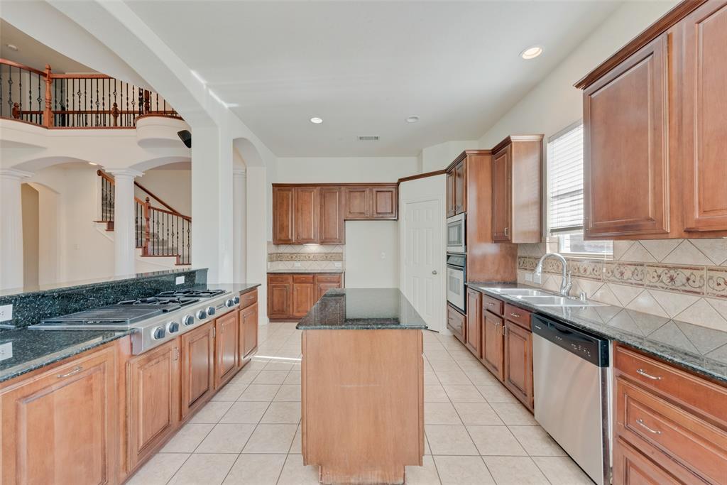 2507 Brown Bear Way Property Photo 8