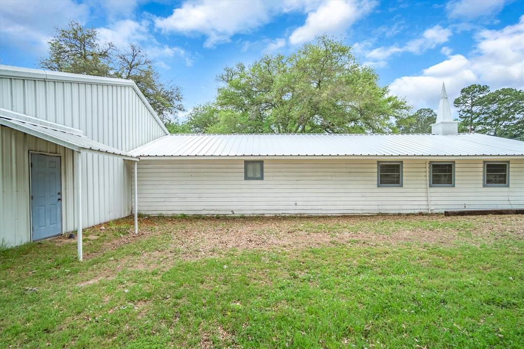 1500 N Spring Street Property Photo 7