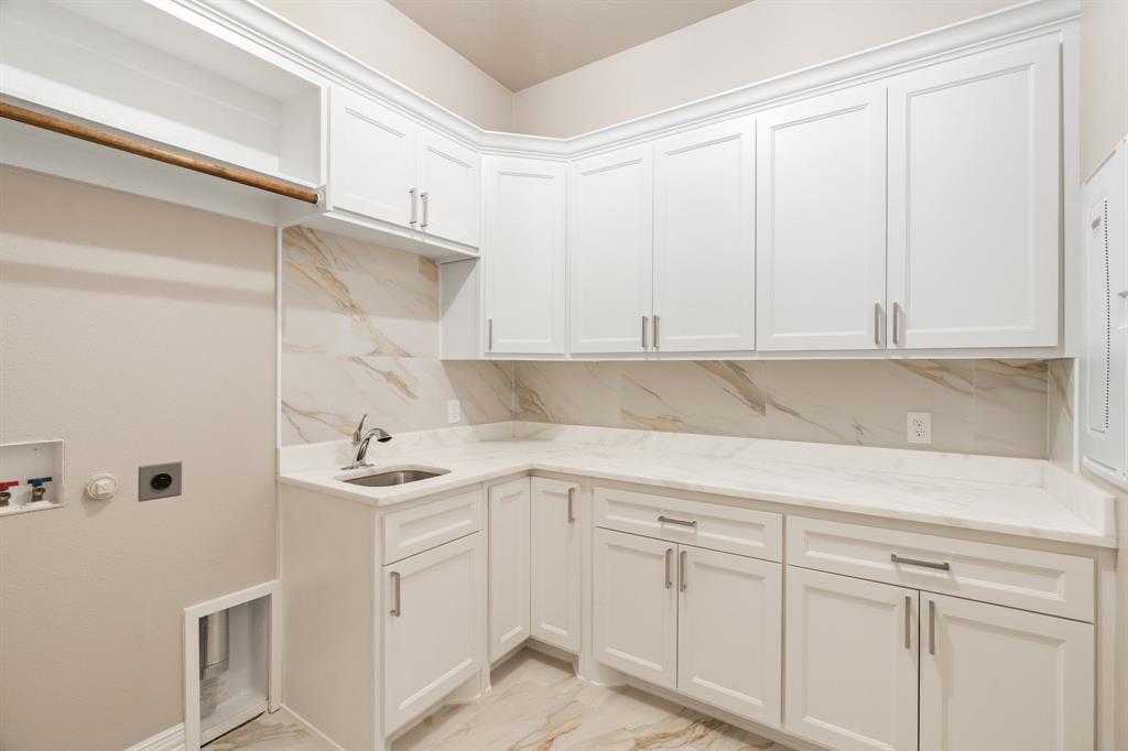 1411 Greyridge Terrace Property Photo 34
