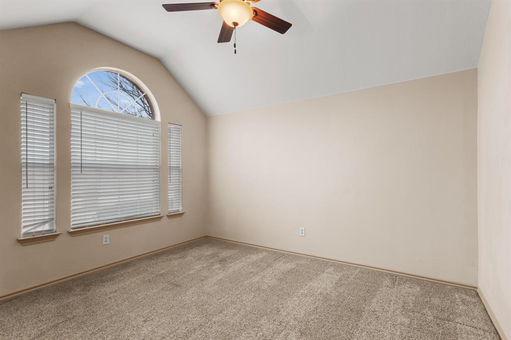5800 Creekway Drive Property Photo 7