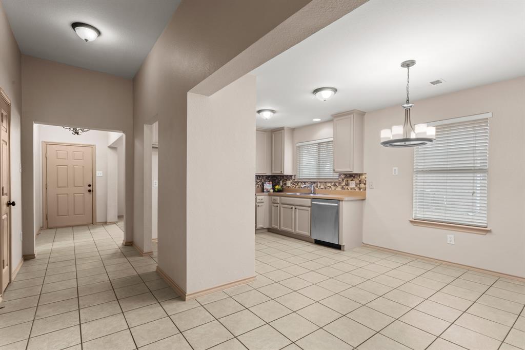 5800 Creekway Drive Property Photo 8