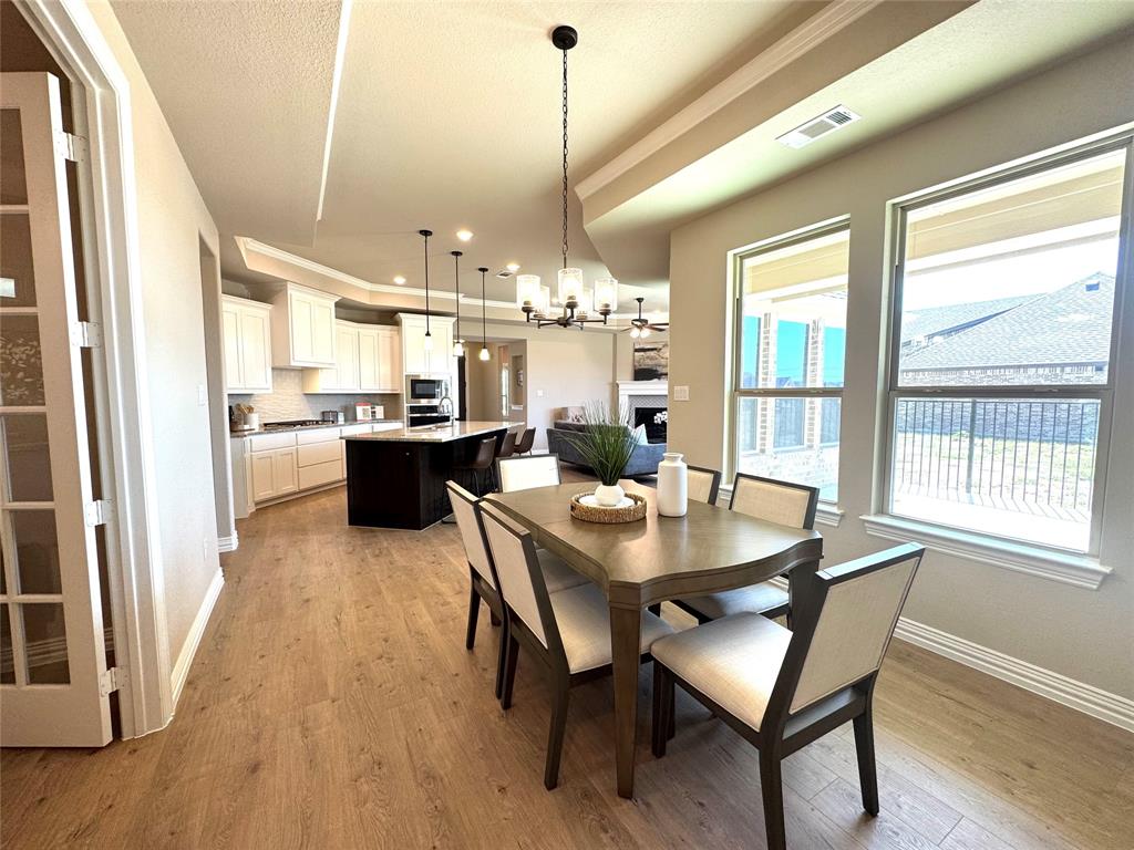 6121 Villaggio Way Property Photo 7