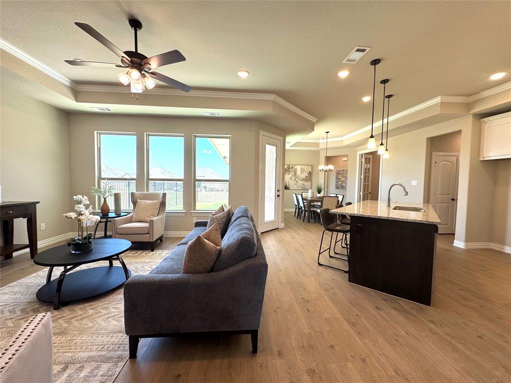 6121 Villaggio Way Property Photo 10