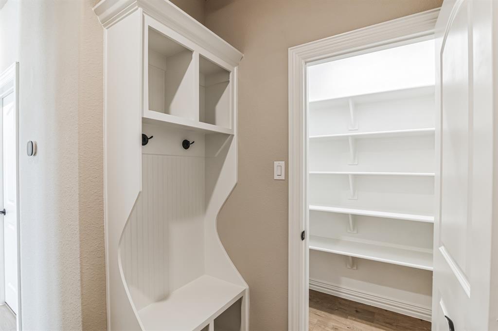 6121 Villaggio Way Property Photo 28