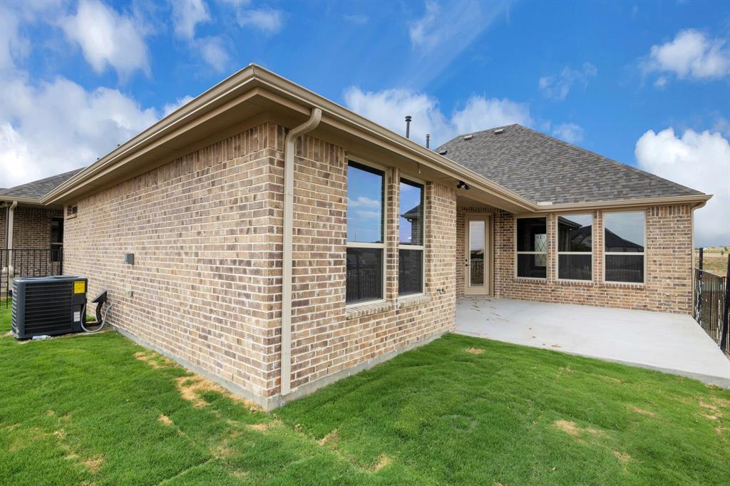 6121 Villaggio Way Property Photo 29