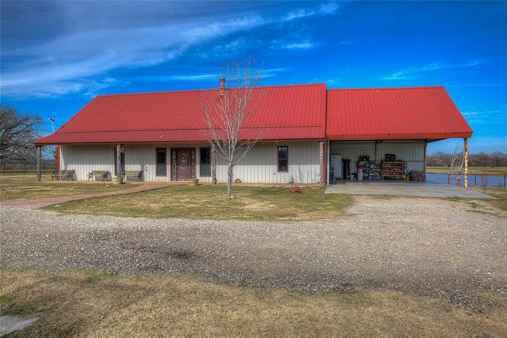 429 County Road 4736 Property Photo