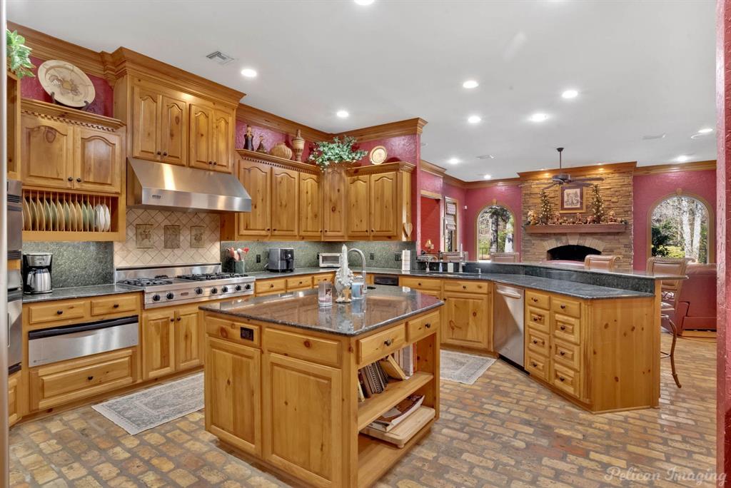 1330 Forest Creek Drive Property Photo 24