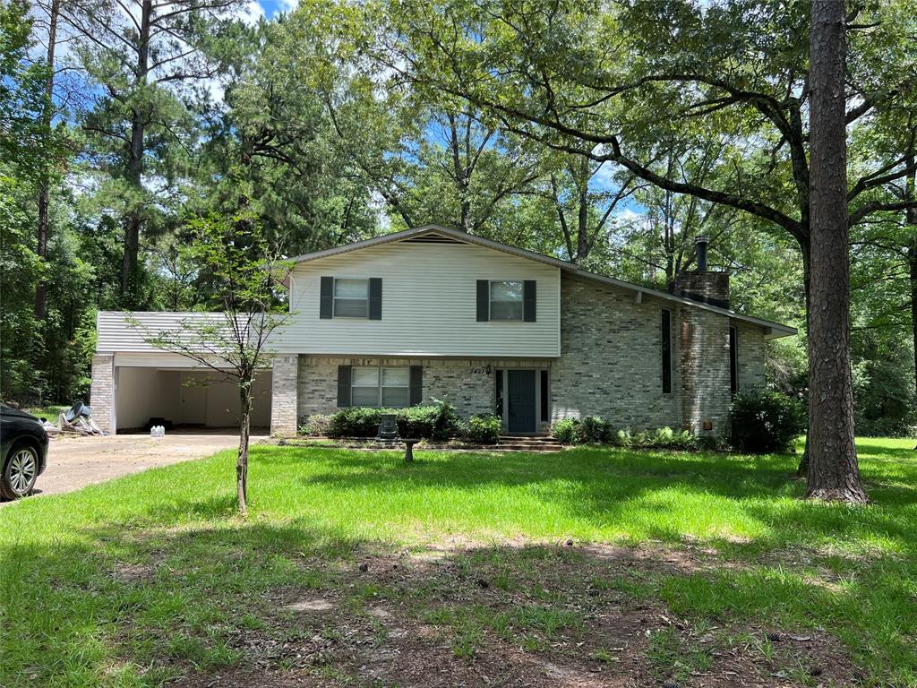 7423 Flatwood Drive Property Photo 1