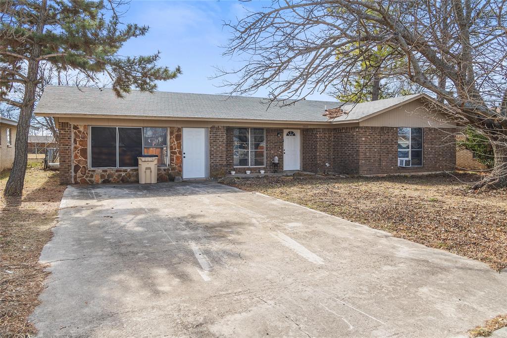 1005 E Fitzgerald Street Property Photo