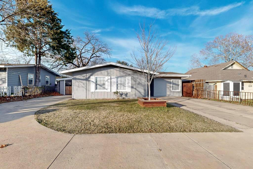 2541 W Illinois Avenue Property Photo