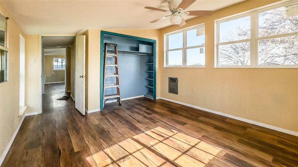 719 E Highway 67 Property Photo 2