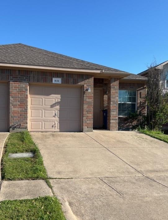 831 Hickory Street Property Photo