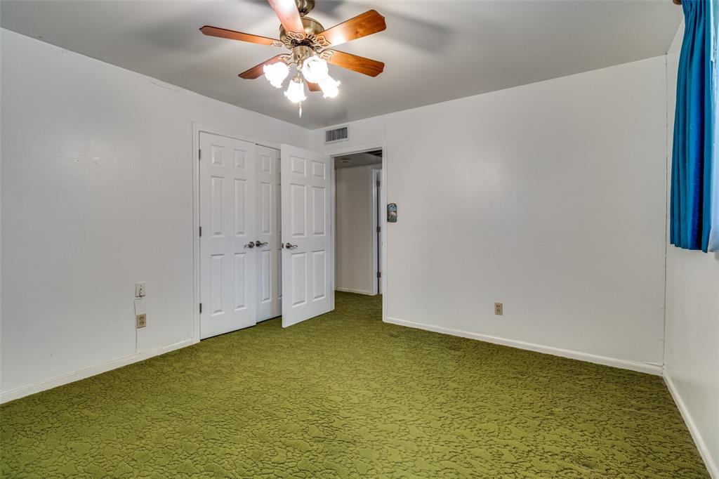 2102 County Road 2610 Property Photo 14