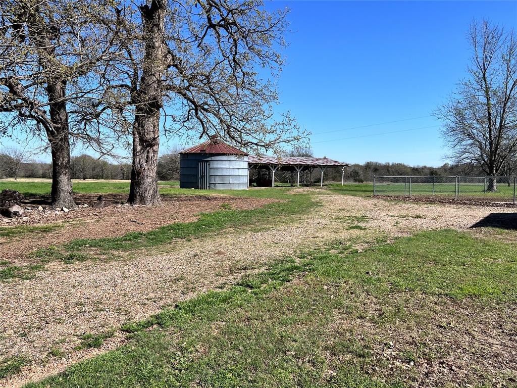 2102 County Road 2610 Property Photo 20