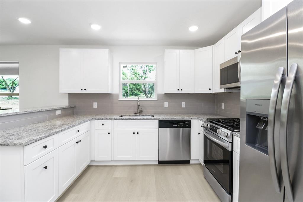 804 Bella Boulevard Property Photo 7
