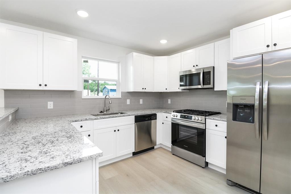 804 Bella Boulevard Property Photo 8