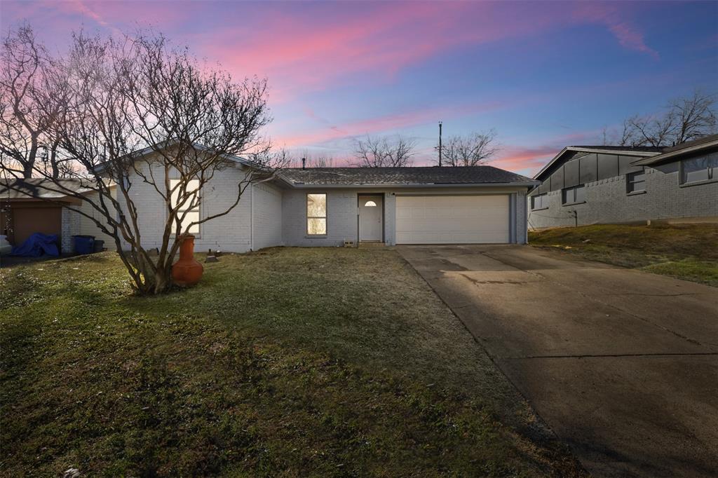 422 Clary Drive Property Photo