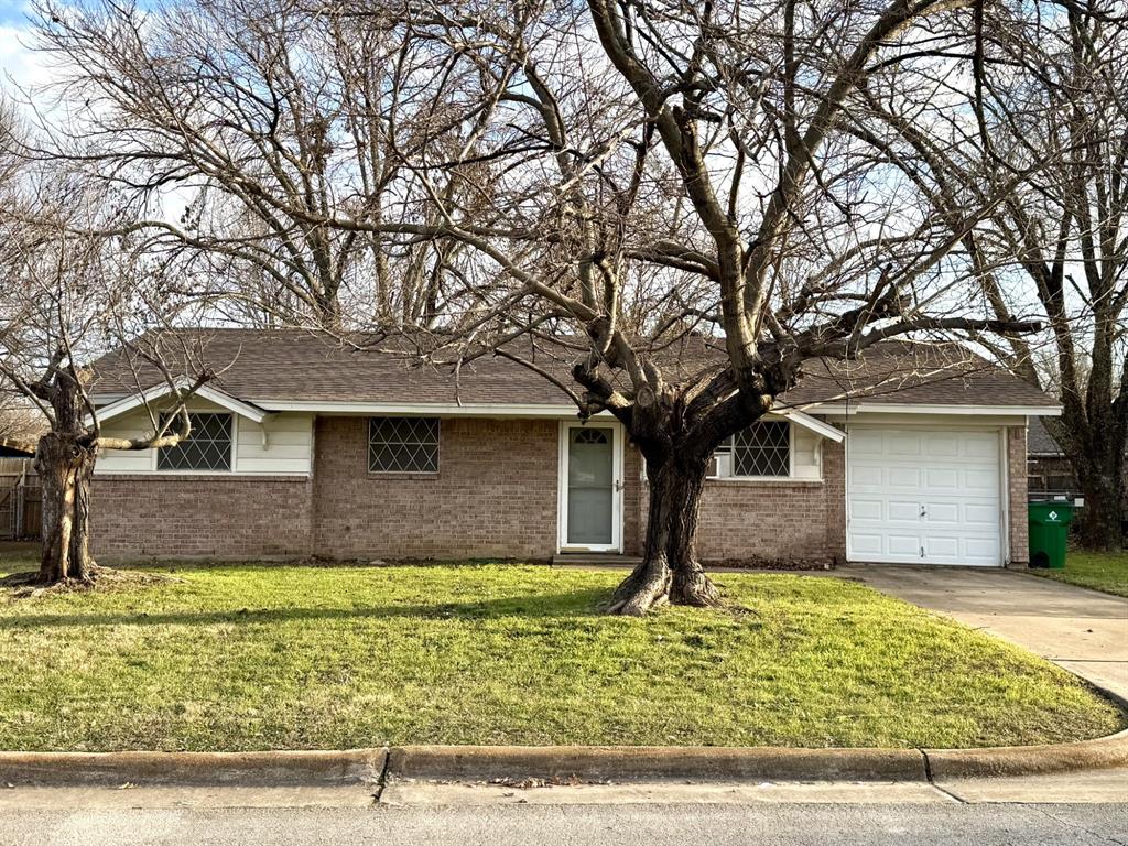 4916 Tracy Drive Property Photo