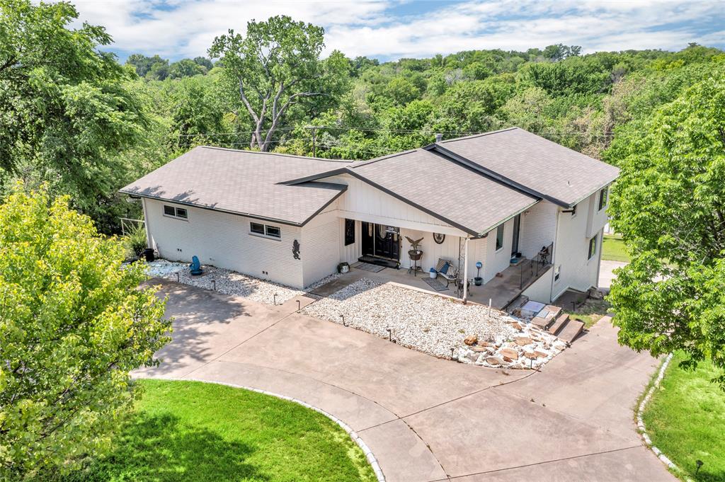 110 Vanshire Road Property Photo