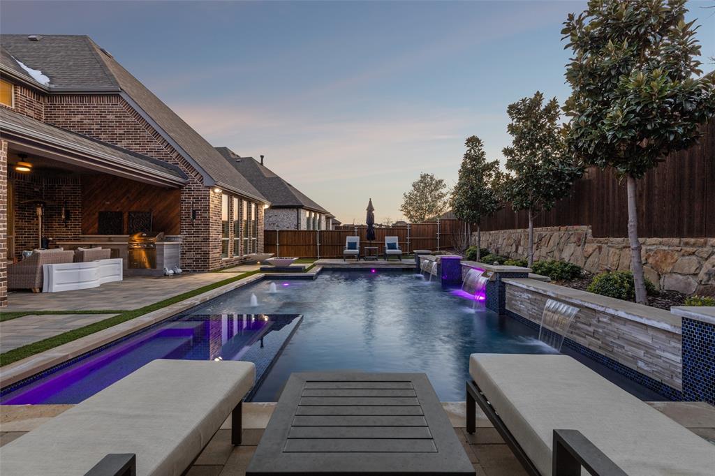 941 Grassy Shore Lane Property Photo