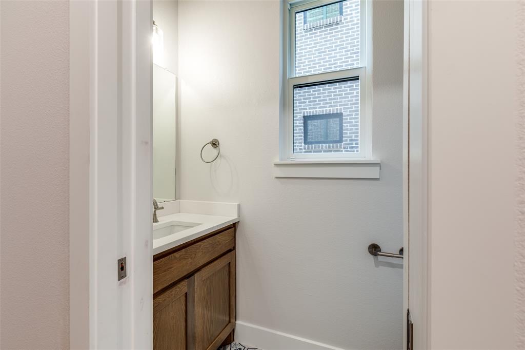 7106 Granada Place Property Photo 32