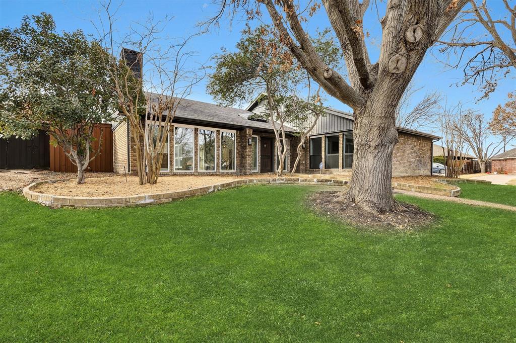 6409 Ashington Circle Property Photo 1