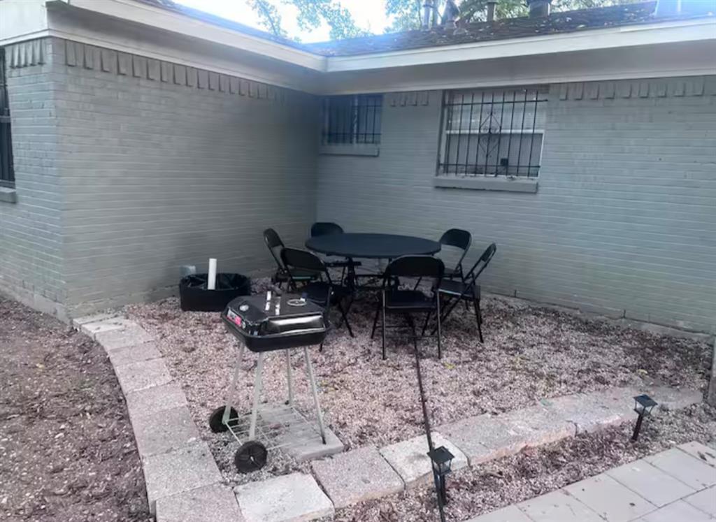 3915 Ambrose Drive Property Photo 16
