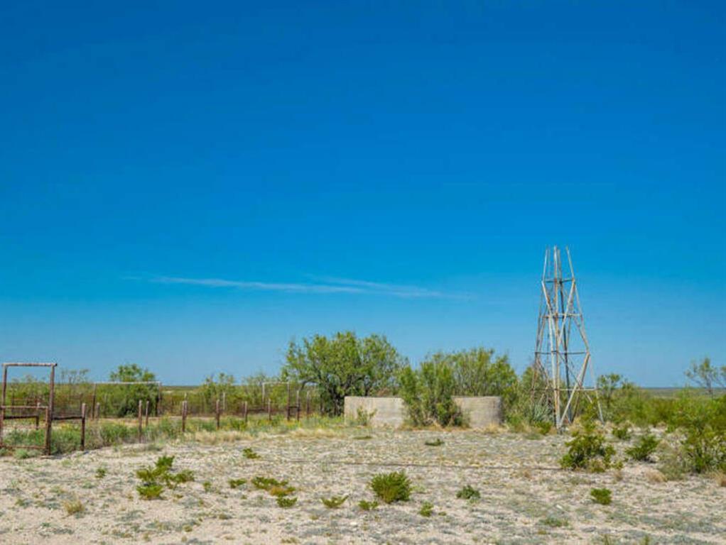 2859 Us-90 Property Photo 2