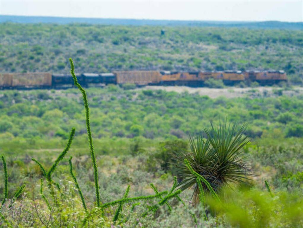 2859 Us-90 Property Photo 15