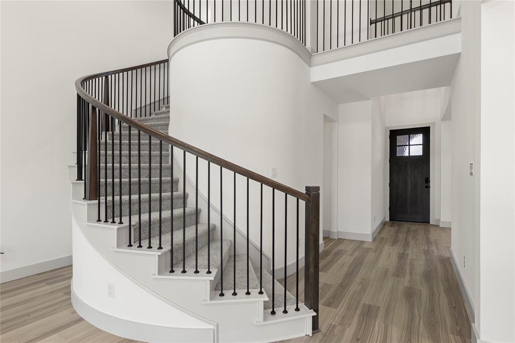 924 Salvation Drive Property Photo 9