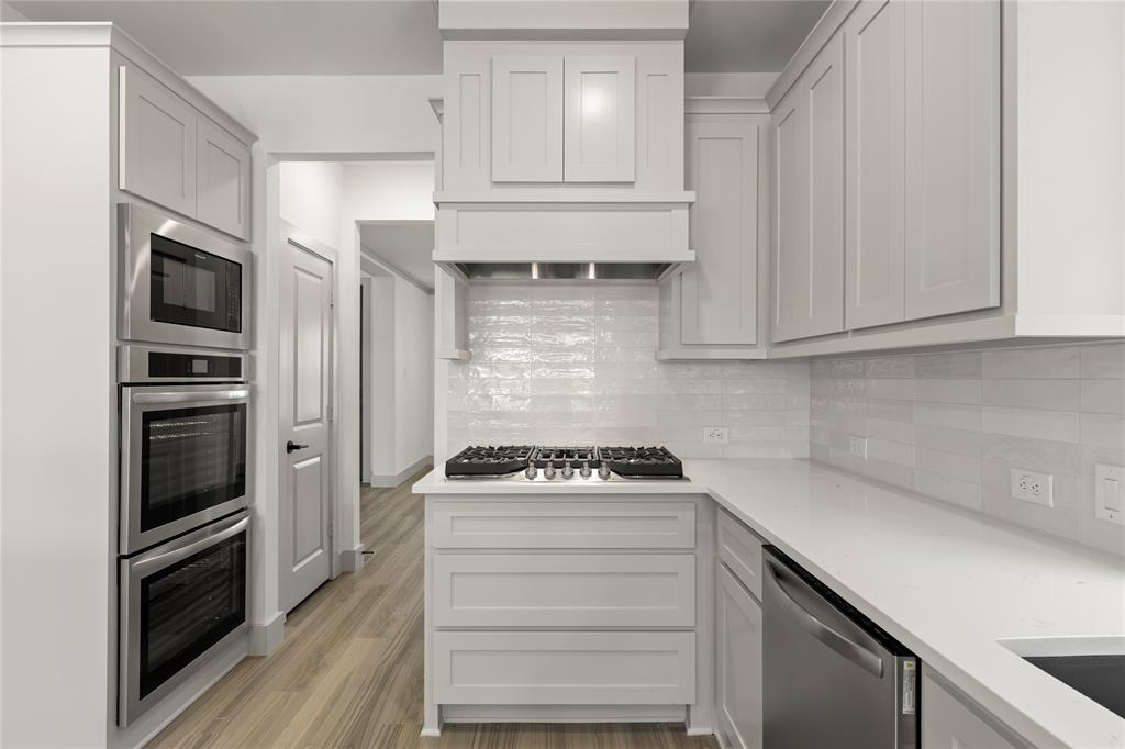 924 Salvation Drive Property Photo 19