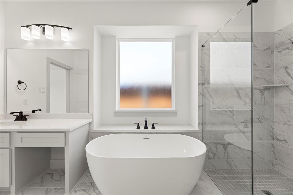 924 Salvation Drive Property Photo 28