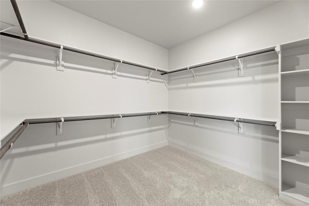 924 Salvation Drive Property Photo 31