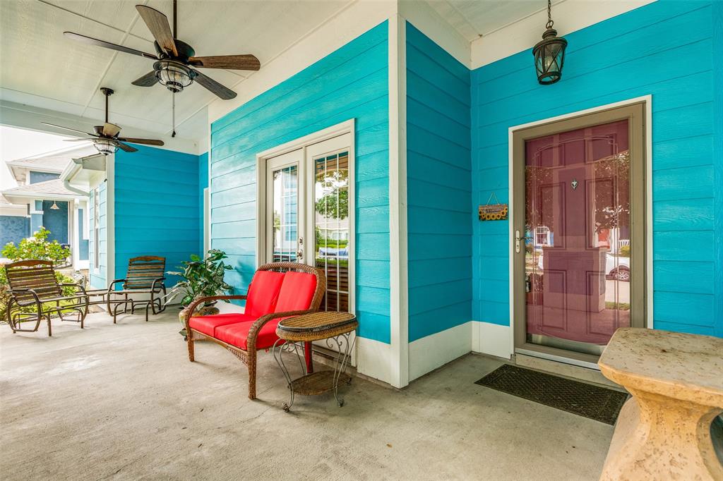 1433 Carriage Lane Property Photo 1