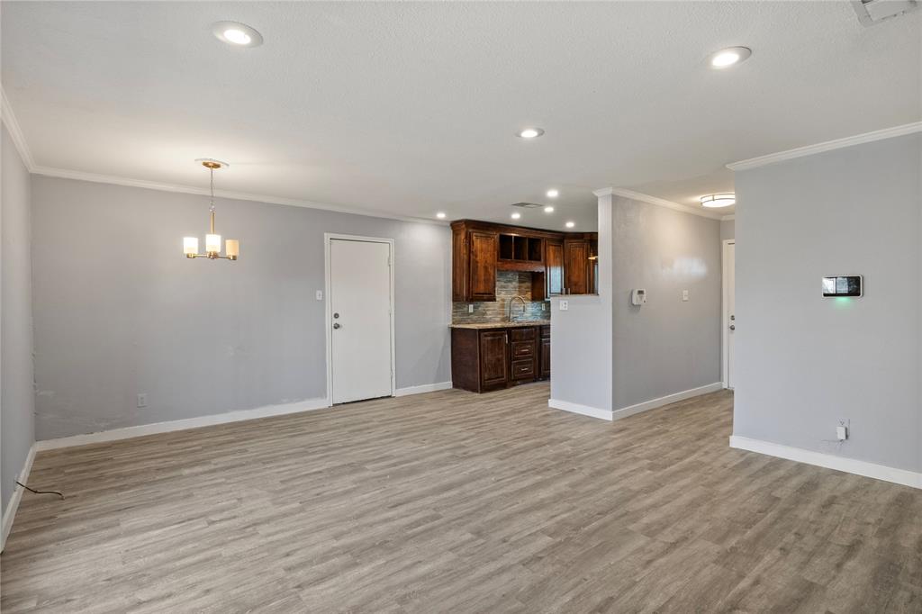 6543 Gentle River Drive Property Photo 4