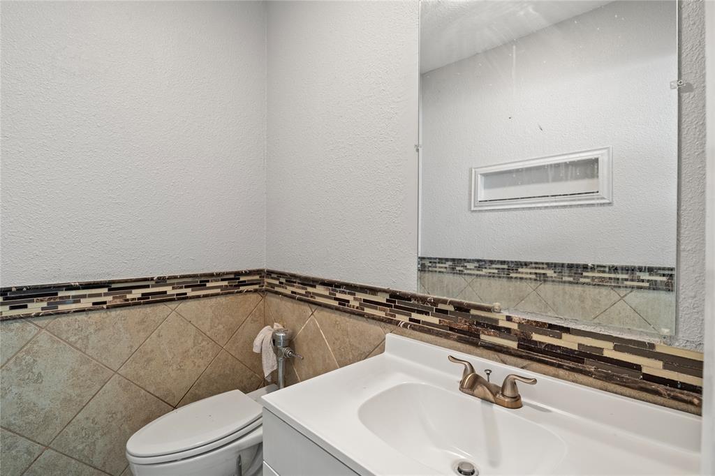 6543 Gentle River Drive Property Photo 10