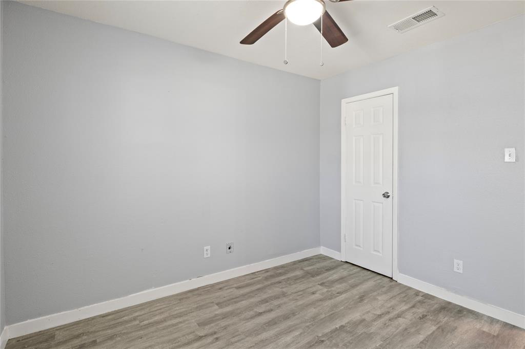 6543 Gentle River Drive Property Photo 13