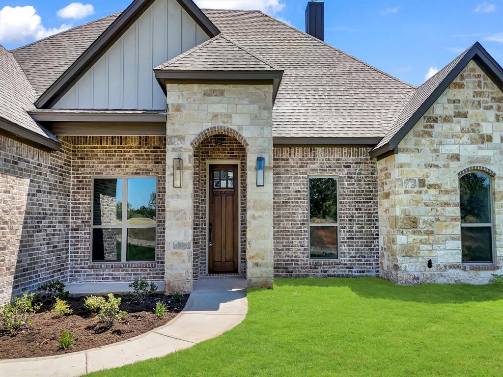 100 Dubois Road Property Photo