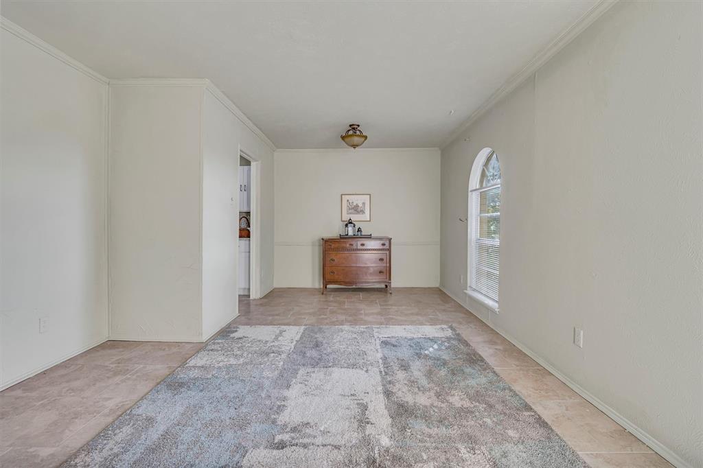 4829 Ash Glen Lane Property Photo 6