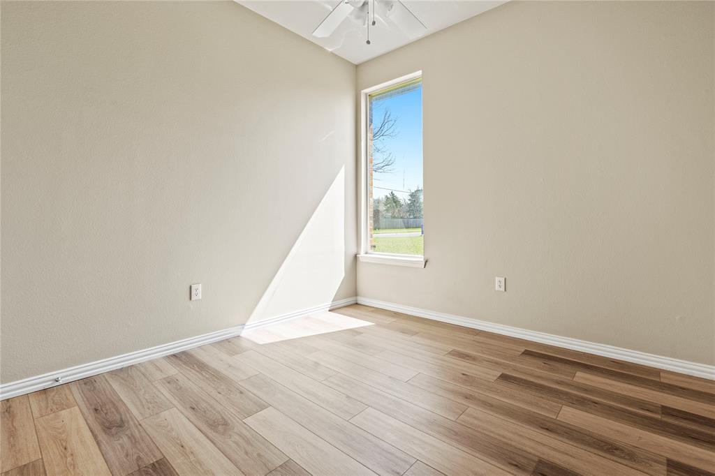 2204 Park Springs Boulevard Property Photo 8