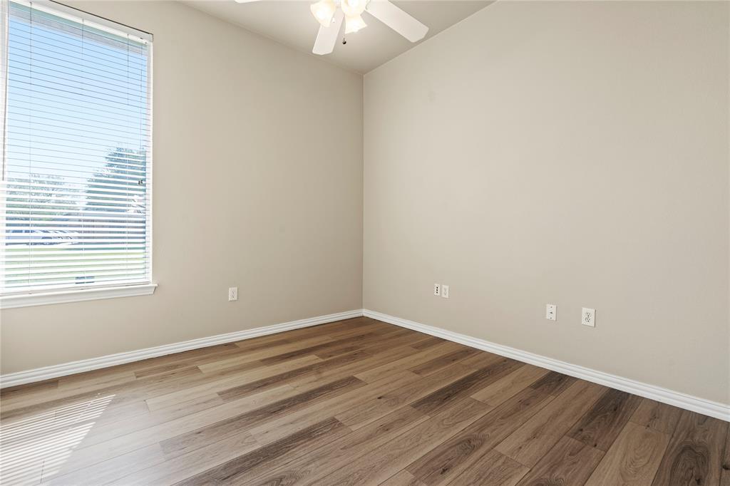 2204 Park Springs Boulevard Property Photo 9