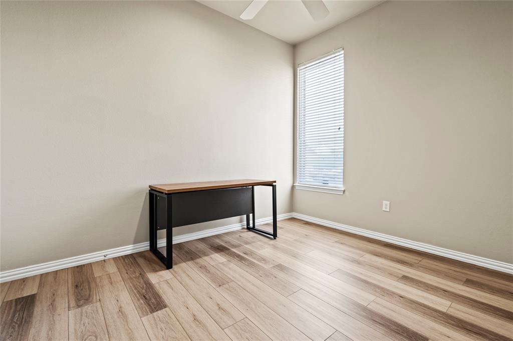 2204 Park Springs Boulevard Property Photo 18