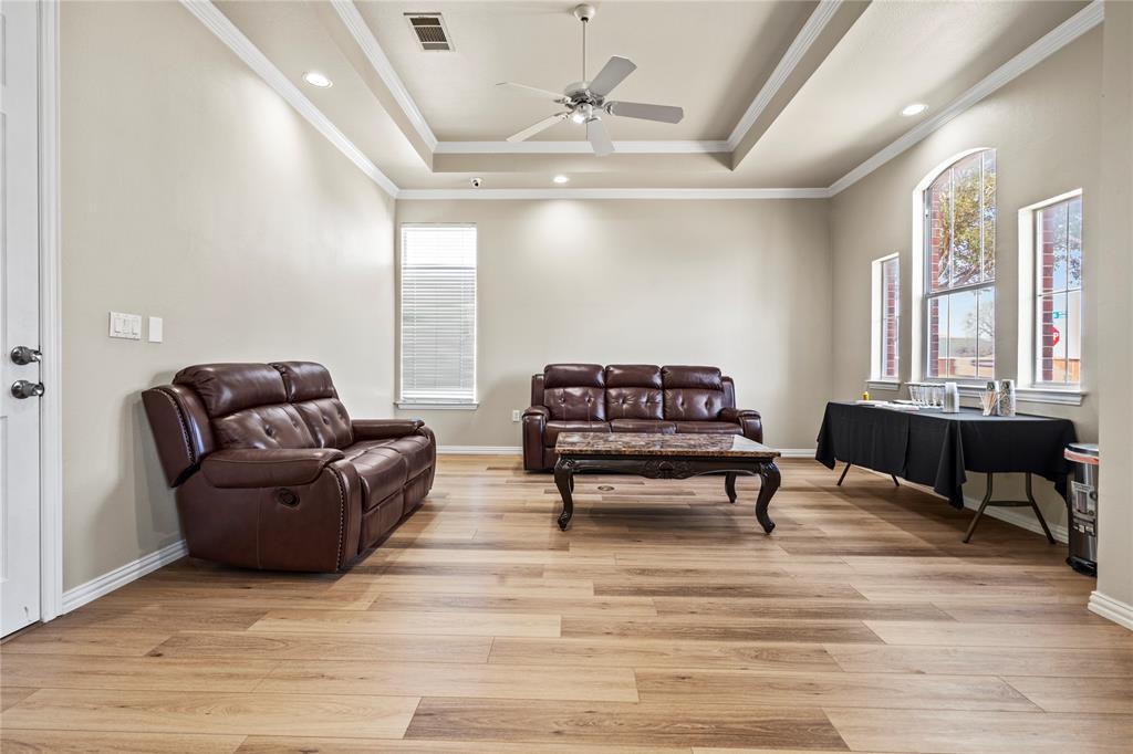 2204 Park Springs Boulevard Property Photo 29