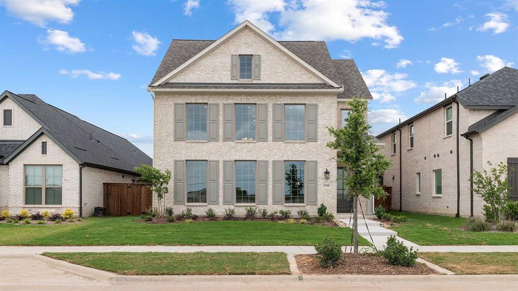 2708 Biltmore Drive Property Photo 1