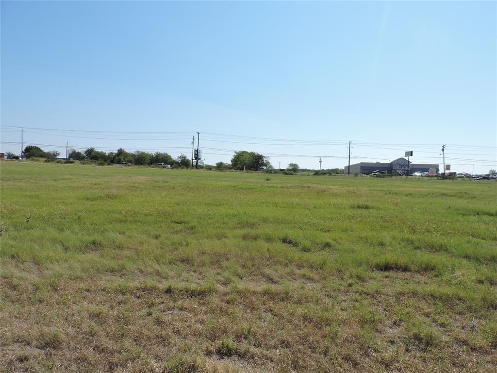 07 Lawson Ave Property Photo 2