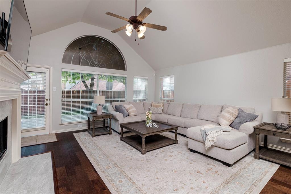 8712 Dayton Drive Property Photo